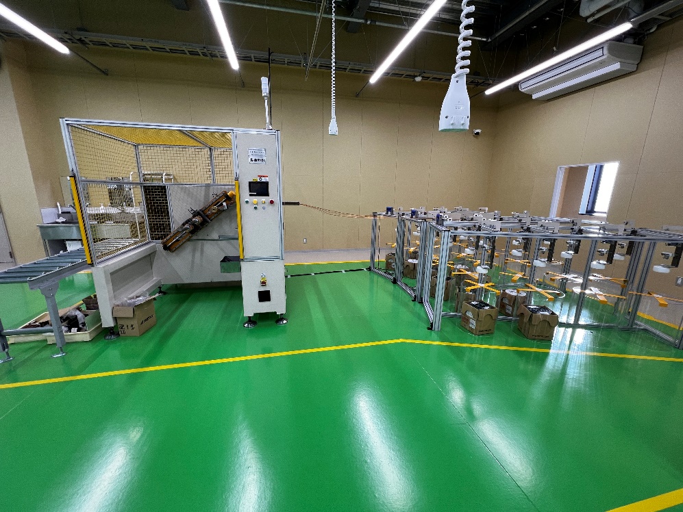 巻枠回転式大型巻線機
(1本~24本パラ)